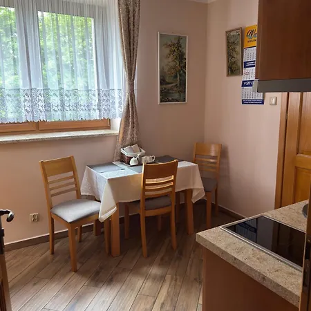 Apartamety Wanda Z Placem Zabaw