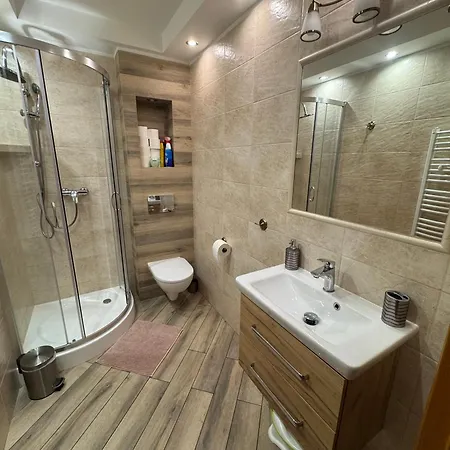 Affittacamere Apartamety Wanda Z Placem Zabaw